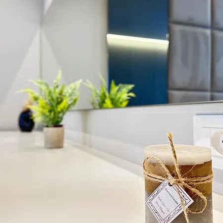 Апартаменты Frida Luxury *