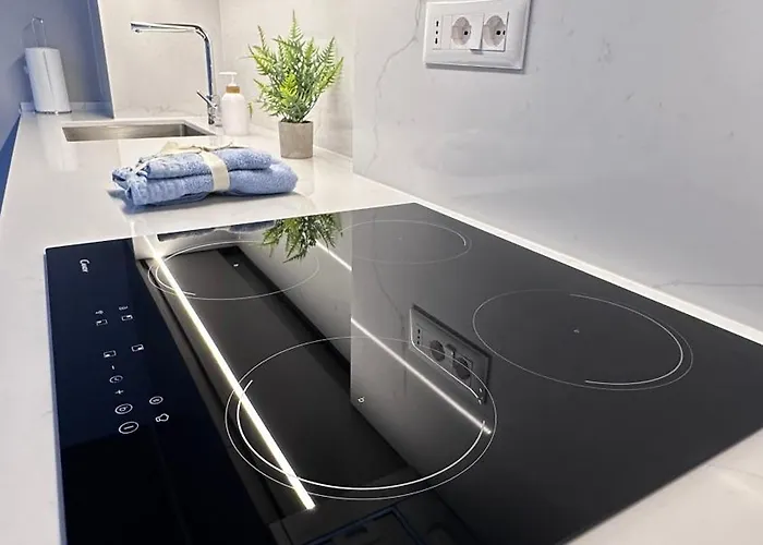 Frida Luxury * 地拉那